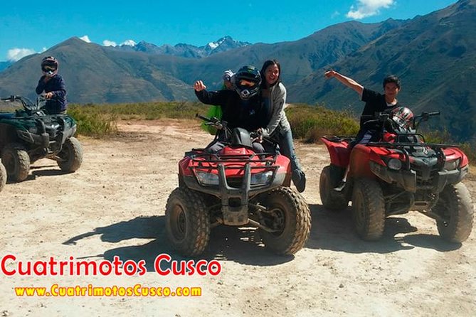 Cusco ATV (Cuatrimotos) Full Day Tour - Meeting textile families and eating lunch