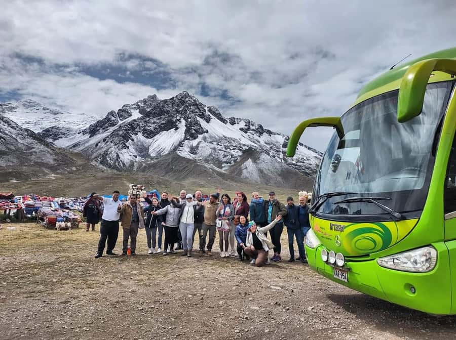 Cusco: Bus Turistico Puno Cusco con Tour y Buffet - Starting at Turismo Mer in Puno