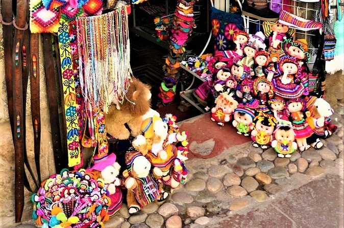 Cusco by Night: Walking tour, Pisco Sour Lesson, Dinner - Dinner at Los Toldos Chicken