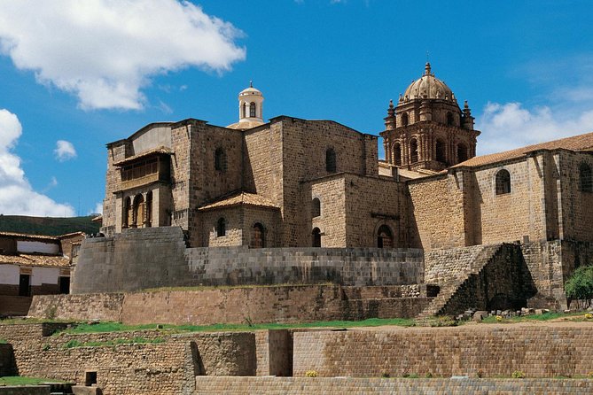 Cusco City Sightseeing, San Pedro Market, Cathedral and Qorikancha Temple - How the small group and bilingual format affect the day