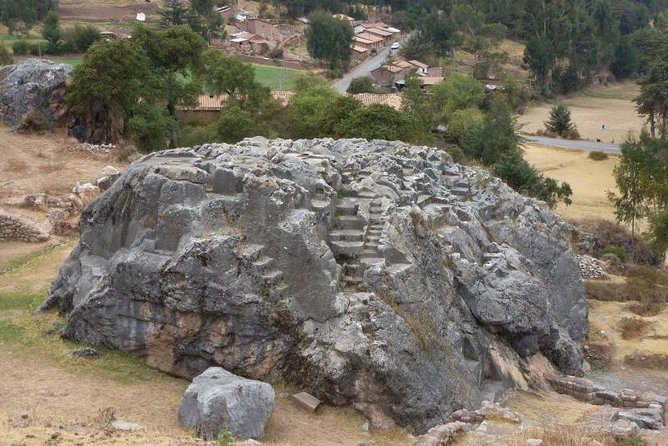 Cusco City Tour And Ruins Around (group Tour - Economical Option) - Pause at Puka Pukara, the red fortress