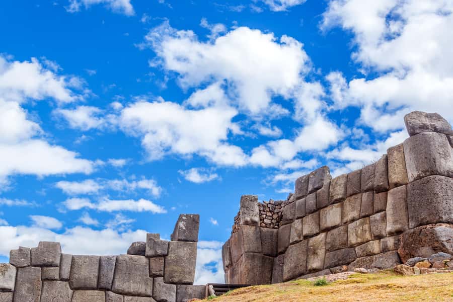 Cusco: City Tour with Inca Archaeological Treasures - Prepare for sun, altitude, and stone paths