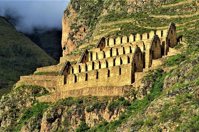 Cusco City Tour with Sacsayhuaman & Inca Sites – Small Group - Tambomachay ends the tour beside moving water