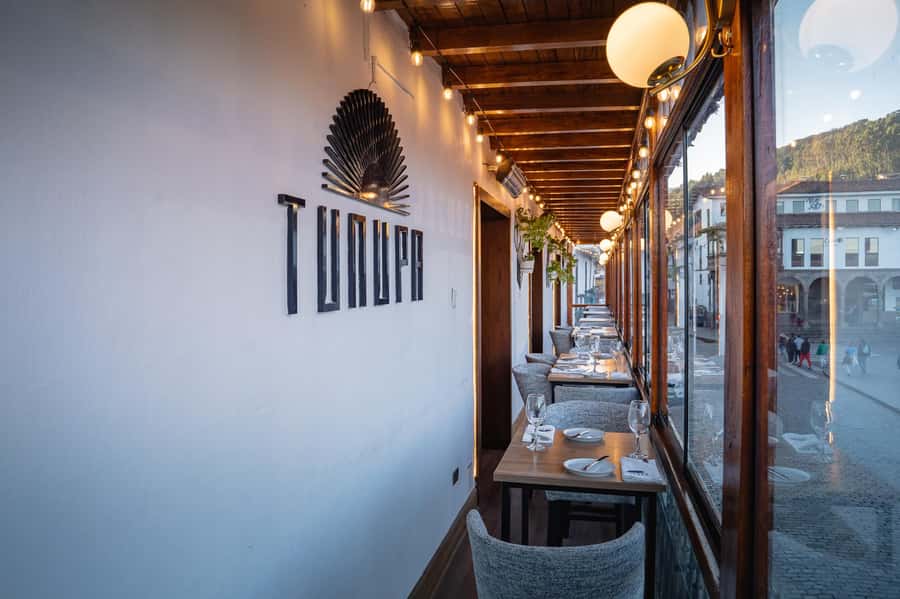 Cusco: Folkloric Andean Show & 3-Course Dinner at Tunupa - Andean Music and Six Traditional Dances