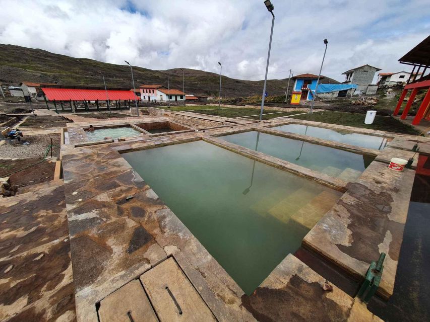 Cusco : full day 7 lagoons with lunch - Pacchanta hot springs after the hike