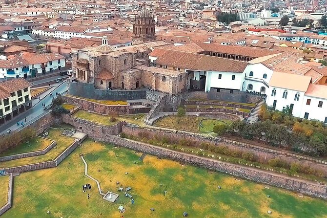 Cusco: Half-Day City Tour with Sacsayhuaman and Qenqo - The alpaca sanctuary: useful wool facts, with a shopping caveat