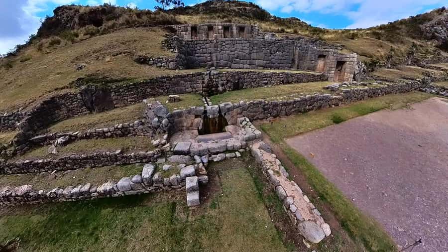 Cusco : Half-Day Explore Inca Ruins qoricancha sacsayhuaman - Pace, altitude, food, and shopping interruptions