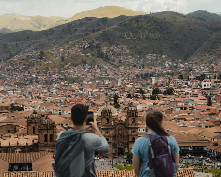 Cusco: Historic Walking Tour & Scenic Views with local drink - Why this is a useful first walk in Cusco