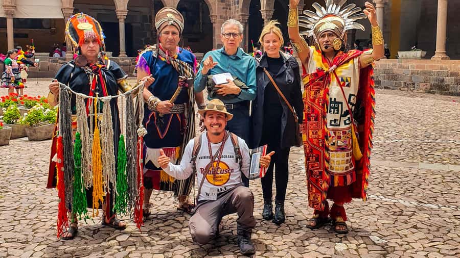 Cusco: Historic Walking Tour with Pisco Sour and Music Show - San Blas, 7 Borreguitos Street, and city views