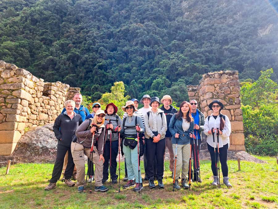 Cusco: Machu Picchu 2-Day Inca Trail with Panoramic Train - Wiñaywayna and a chef-prepared picnic