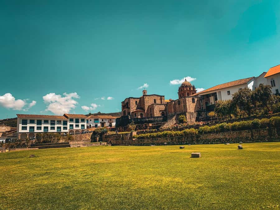 Cusco: Open Bus Tour of the City’s Wonder’s - Sacsayhuamán, Q’enqo, and Puca Pucara from the road