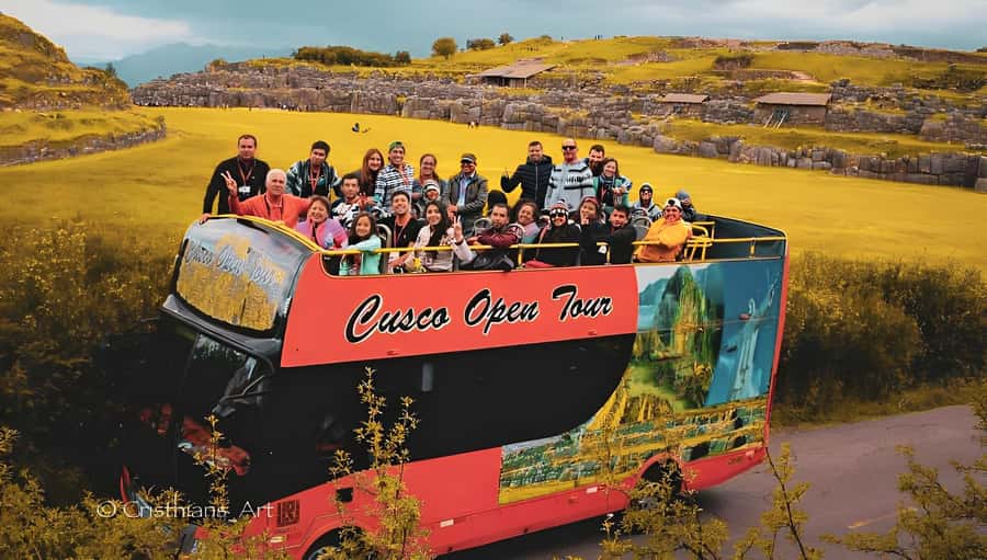 Cusco: Open Bus Tour of the City’s Wonder’s - San Cristóbal and Colcampata set the scene