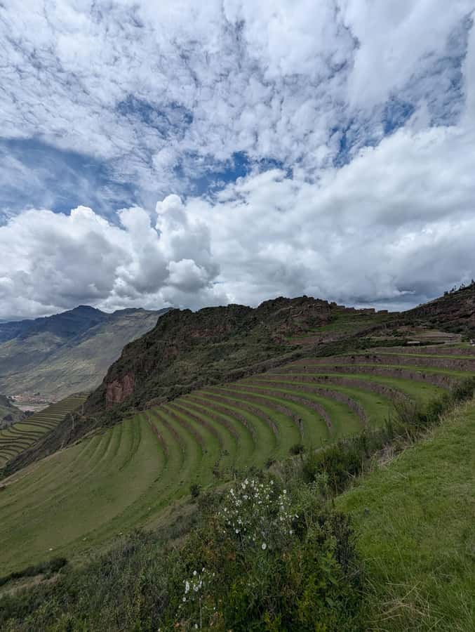 Cusco: Pisaq & Ollantaytambo end in Ollantaytambo with Lunch - Urubamba buffet lunch and the value of the $28 price