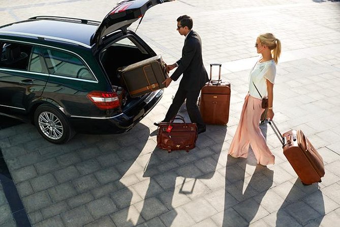 Cusco Private Airport Transfer: Fast, Reliable Hotel Drop-Off - From baggage claim to the private vehicle