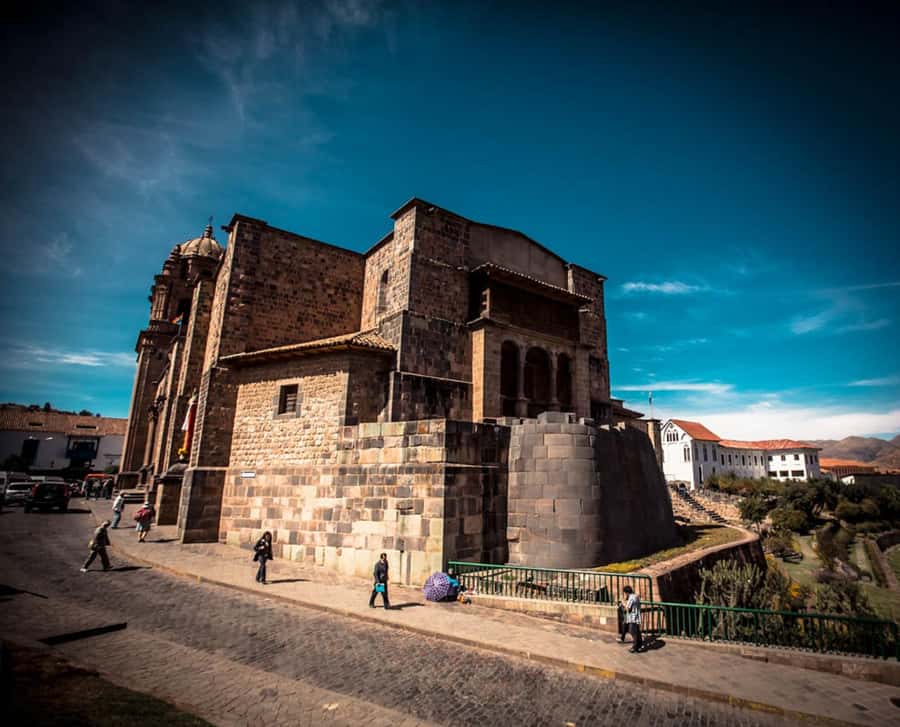 Cusco: Private City Tour and Trip to Archeological Sites - What to Bring for the Hills Above Cusco
