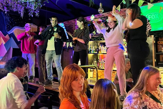Cusco Pub Crawl: Cusco Bar Hopping Experience - Group size and the social trade-off