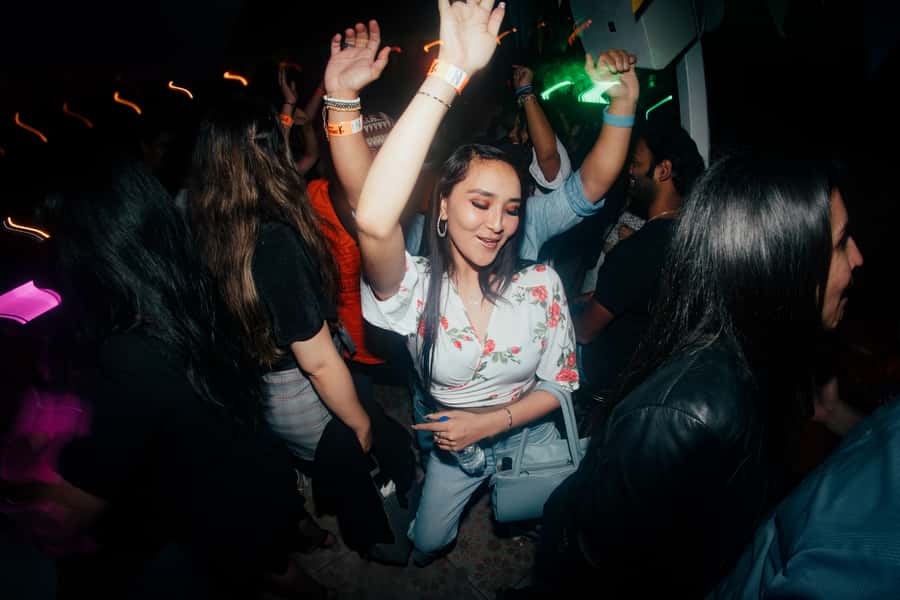 Cusco: Pub Crawl with Skip-the-Line Access and Drinks - What Your $20 Really Buys