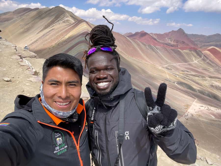 Cusco: Rainbow Mountain Day Trip and Red Valley (Optional) - The descent and buffet lunch