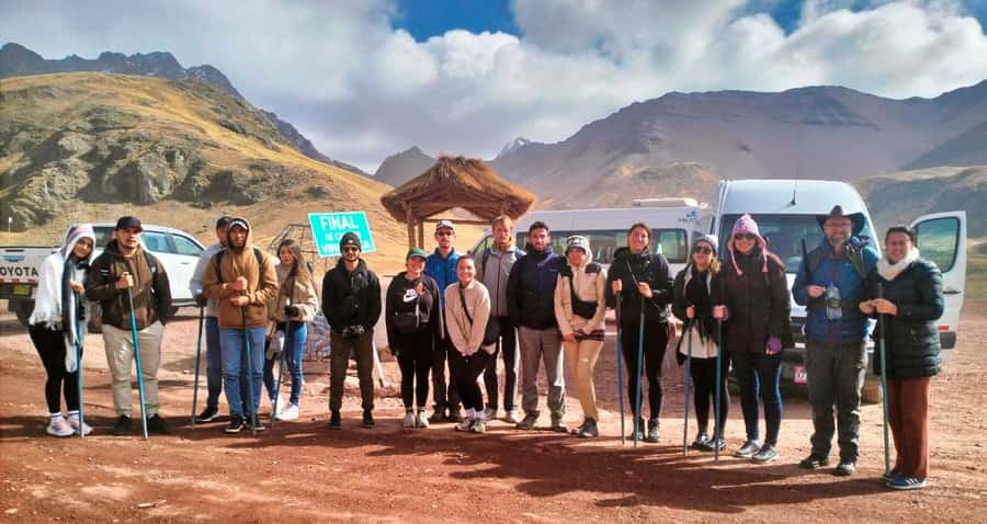 Cusco: Rainbow Mountain & Red Valley tour with Meals - The rough road toward the trailhead