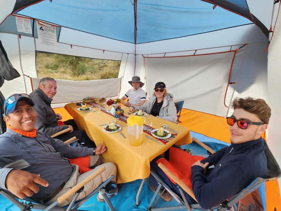 Cusco: Rainbow Mountain & Red Valley Tour with Picnic meals - Guides, group care, and what the reviews reveal