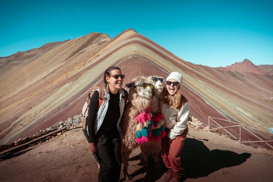Cusco: Rainbow Mountain Tour and Red Valley Hike (Optional) - Breakfast in Cusipata and the long road uphill