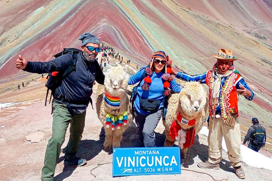 Cusco: Rainbow Mountain Tour with Meals & Red Valley Option - A $25 tour with a very early start