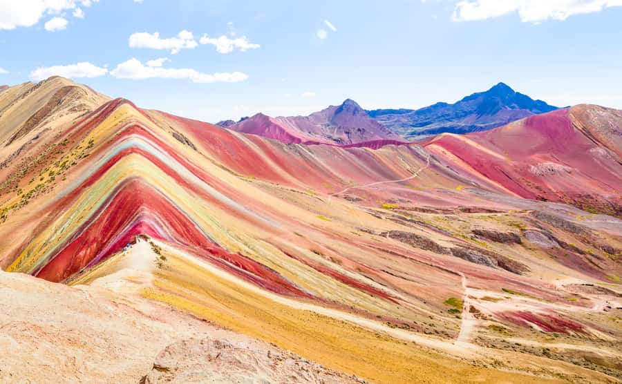Cusco: Rainbow Mountain Tour with Meals & Red Valley Option - Thirty to forty-five minutes at Rainbow Mountain