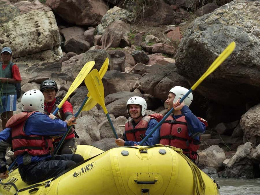 Cusco: River Rafting Adventure Full Day | Adrenaline Tour - What to pack for a better day