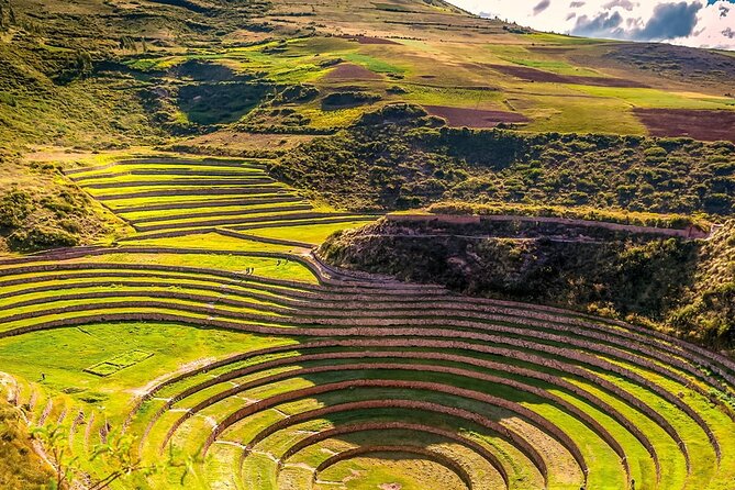 Cusco Sacred Valley Machupicchu & Rainbow Mountain - 4 Day Tour - Moray and Maras show the working side of the Andes