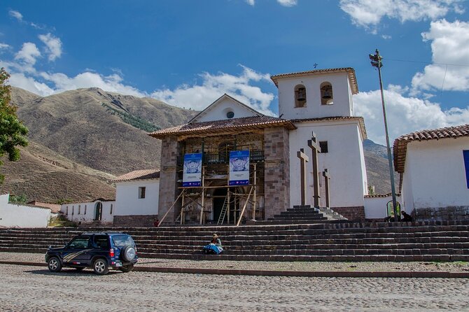 Cusco to Puno Tourist Bus with Cultural Stops and Lunch - Sicuani lunch: a useful break in the middle