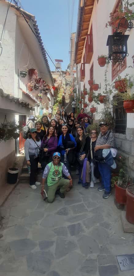 Cusco: Walking Tour with a Local Guide - Starting at Calle del Medio and the Plaza de Armas
