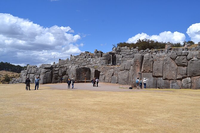 Cuzco City Tour and Archaeological Ruins in Half Day - Tambomachay: water, ritual, and an Inca resting place