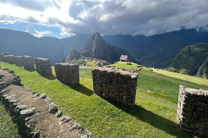 Day Trip by Train to Machu Picchu - Small Group - What the $370 price really covers