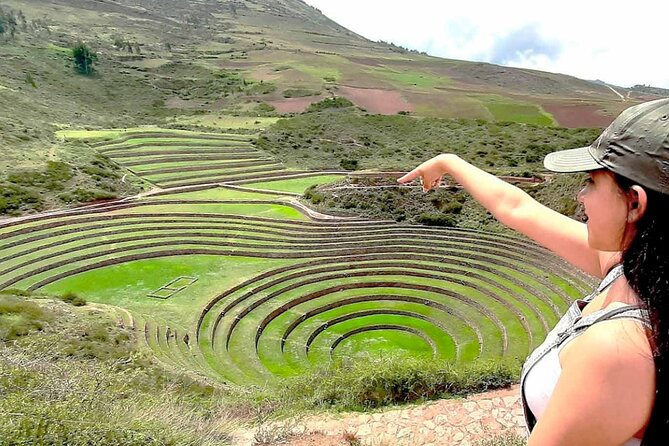 Excursion to Sacred Valley & salt mines - Moray with lunch buffet - Maras salt mines bring color, work, and excellent photographs
