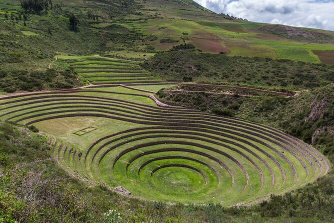 Excursion to the Sacred Valley of the Incas - Maras salt ponds: A working Andean tradition