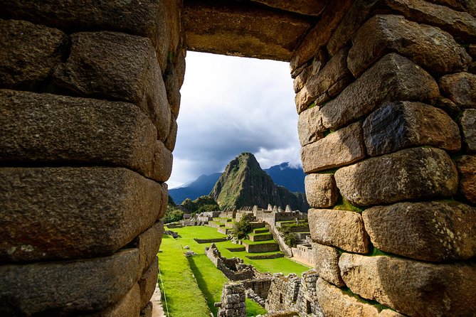 FD Machu Picchu: Tour & Machu Picchu Mountain from Cusco - The guided visit inside Machu Picchu