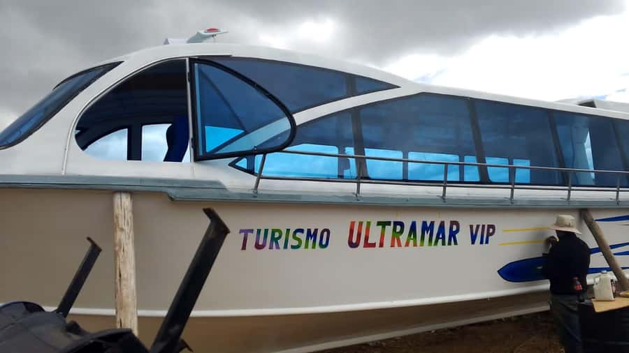 Floating Islands of Los Uros: Guided Tour, Culture and Tradition. - Why This Lake Titicaca Visit Feels Different