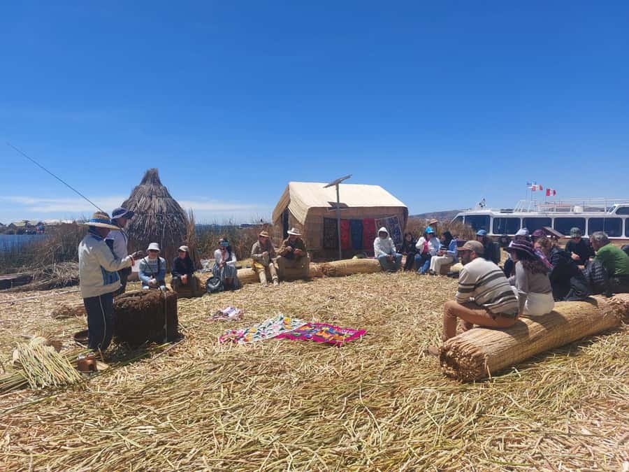 Floating Islands of the Uros - The totora raft ride and what it adds