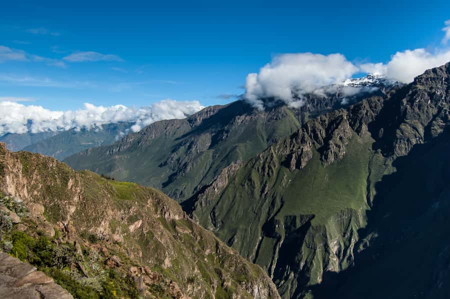 From Arequipa: Colca Canyon & La Calera Thermal Waters - The long road through Yura and Chachani
