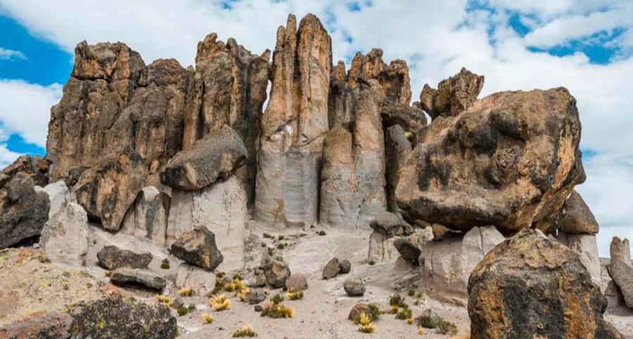 From Arequipa: Road to Pillones Waterfall - What to pack for the highland outing