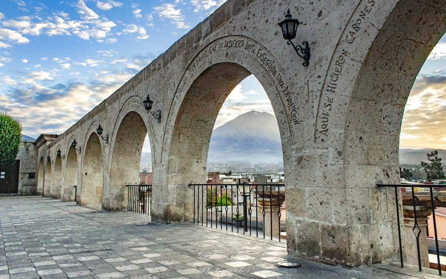 From Arequipa: Sillar Route Trek - Apachetas and local tradition