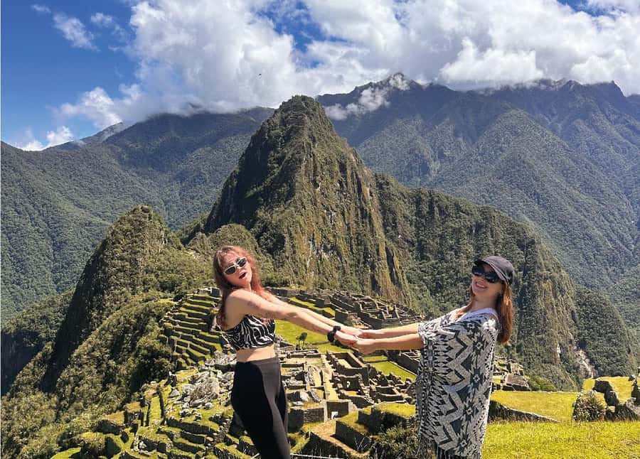 From Cusco: 2-Day Trip to the Sacred Valley and Machu Picchu - Why this two-day route works from Cusco