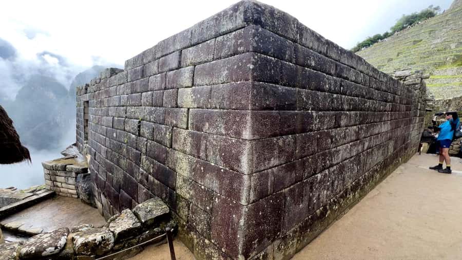 From Cusco: 2-Day Trip to the Sacred Valley and Machu Picchu - Aguas Calientes gives you one quiet evening