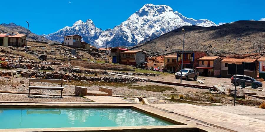 From Cusco: 7 Lakes Ausangate Trek with Breakfast and Lunch - Why the Ausangate Lakes are worth the long day