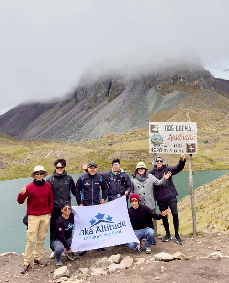 From Cusco: 7 Lakes Ausangate Trek with Breakfast and Lunch - The first views of Apu Ausangate