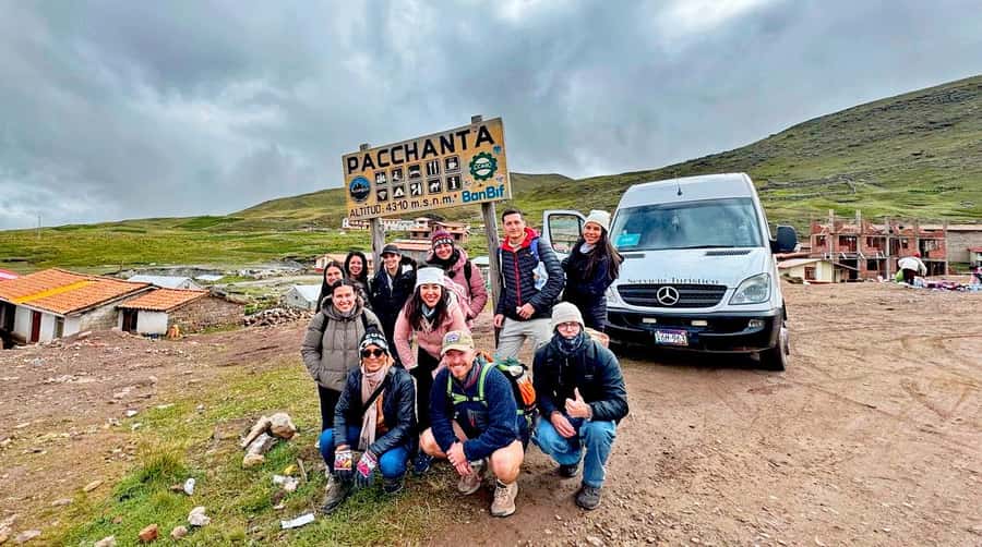 From Cusco: 7 Lakes Ausangate Trek with Breakfast and Lunch - A 4 a.m. start and a rough road to Pacchanta