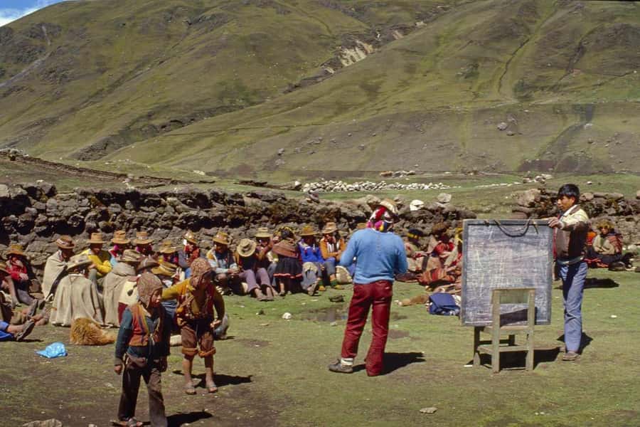 From Cusco: Ausangate 7 Lakes Tour with Meals - Breakfast in Pacchanta before the five-hour walk