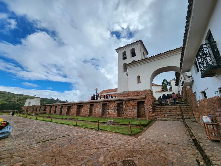 From Cusco: Chinchero, Moray, Maras, Ollantaytambo and Pisaq - A proper lunch break in Urubamba