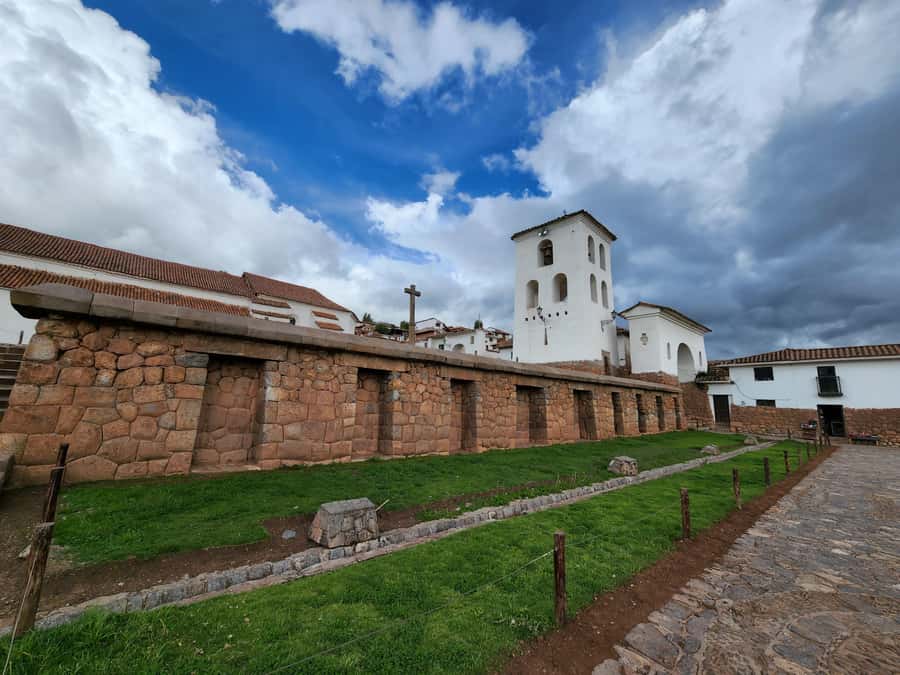 From Cusco: Chinchero, Moray, Maras, Ollantaytambo, Pisaq - Ollantaytambo: the day’s great stone fortress