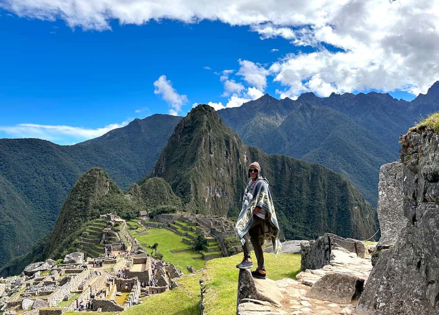 From Cusco: Full-Day Group Tour of Machu Picchu - Entering Machu Picchu on a fixed circuit